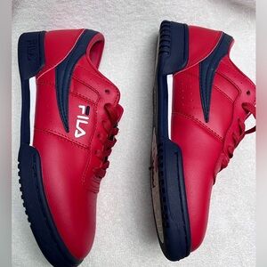 Gently used Mens Fila Original Classic Retro Casual Athletic Shoes RED- Size 8